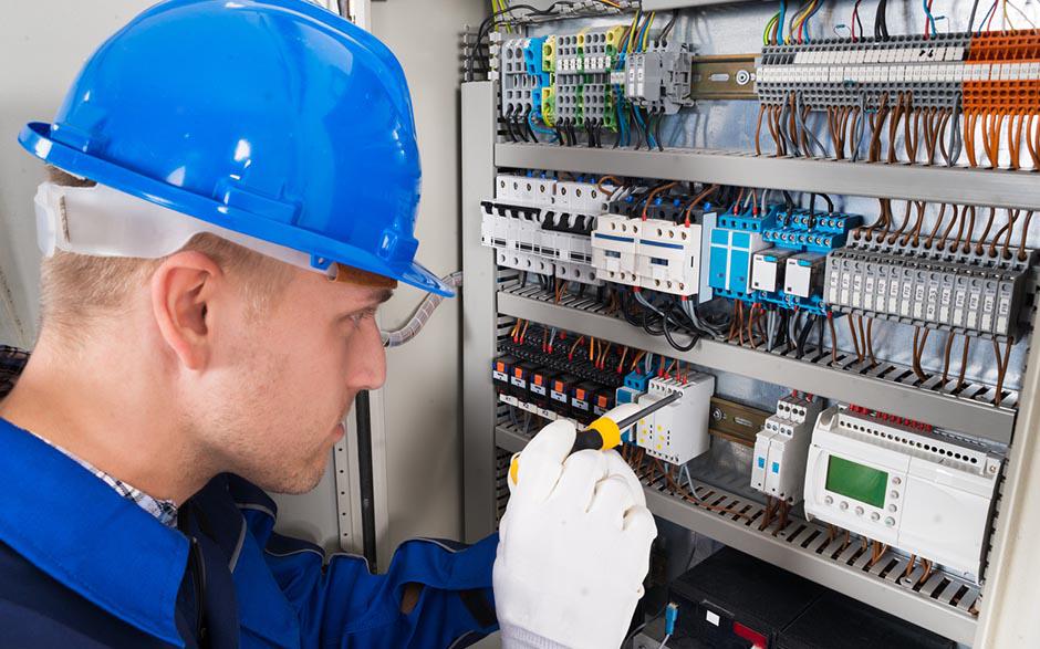 électricité entreprise Poissy